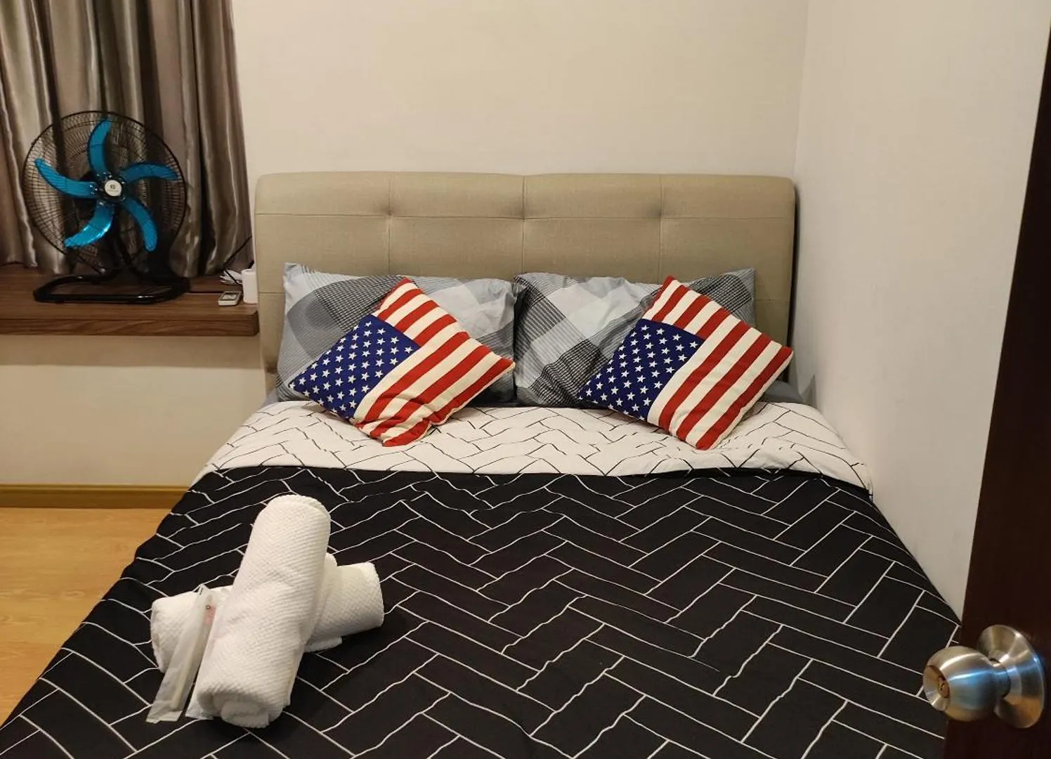Happy Home Stay Amberside - Room Title location